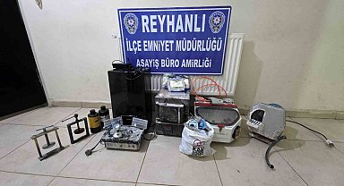Kaçak atölyede diş protezi ve implant üreten işletmeye baskın