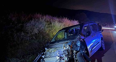 Kaçırdığı kavşağa dönmek isterken kamyonla çarpıştı, 1 yaralı