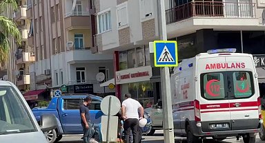 Kamyonet ile motosiklet çarpıştı:1 yaralı