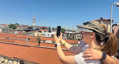 Kapalıçarşı turuna yoğun ilgi: Çatıda adeta fotoğraf yarışı