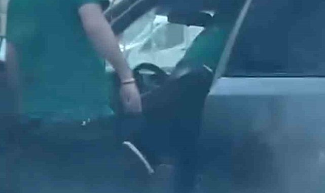 Kartal'da trafik kazası sonrası çıkan kavga kamerada