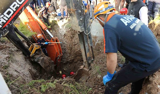 Kastamonu'da bir işçi toprak altında kaldı: Kurtarma çalışmaları sürüyor