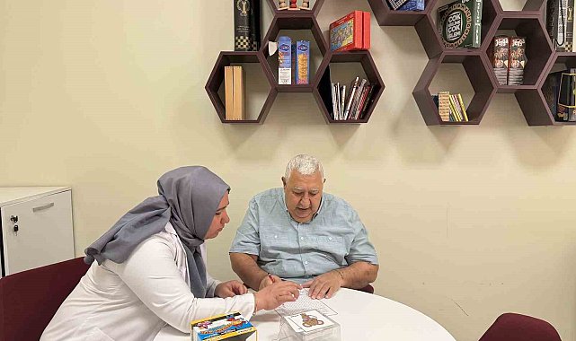 Kaybolduktan sonra Alzaymır Merkezi'nde yeniden hayata tutundu