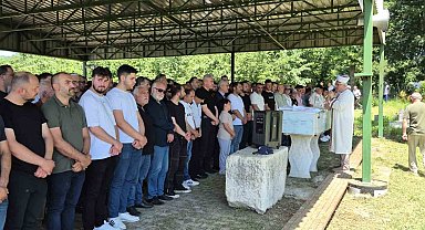 Kazada hayatını kaybeden yaşlı adam son yolculuğuna uğurlandı