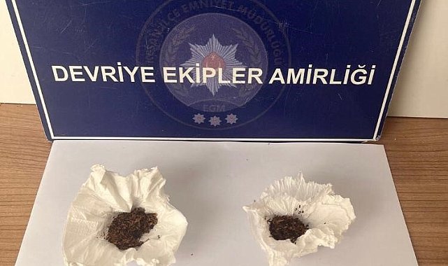 Keşan'da polisin durdurduğu 5 şüpheliden uyuşturucu madde ele geçirildi