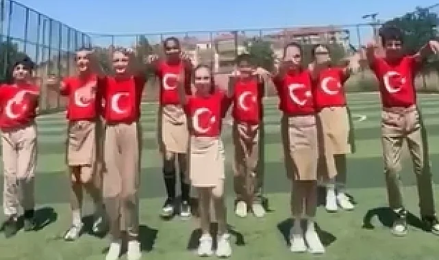 Keşan'da öğrencilerden Millilere dev destek