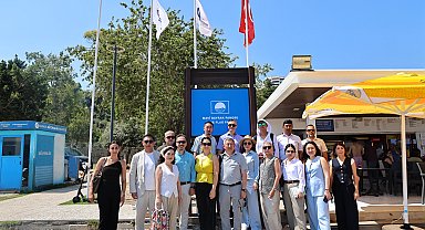 Kırgız heyet Antalya'nın mavi bayraklı plajlarını inceledi