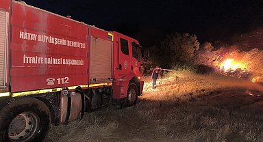 Kırıkhan'da otluk alandan alevler yükseldi