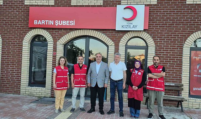 Kızılay'a 158. kuruluş yıldönümü kutlaması