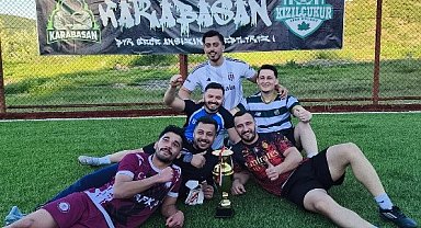 Kızılçukur Köyü'nde futbol turnuvası gerçekleştirildi