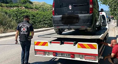 Kocaeli'de korsan taksi sürücüsü ve yolcuya ceza