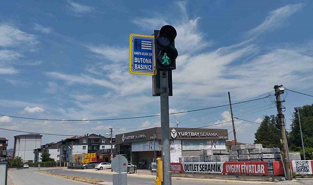 Kocaeli'de trafik güvenliği için 269 kavşakta 724 sinyalizasyon takibi