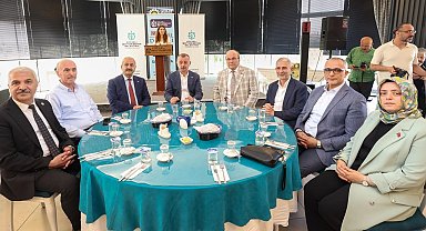 Kocaeli'de galericiler, site taleplerini Başkan Büyükakın'a iletti