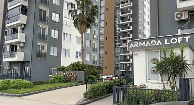 Komşusunun evine otomatik tabancayla ateş açtı
