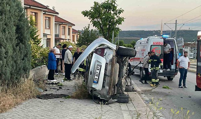 Kontrolünden çıkan aracın genç sürücüsü yaralandı