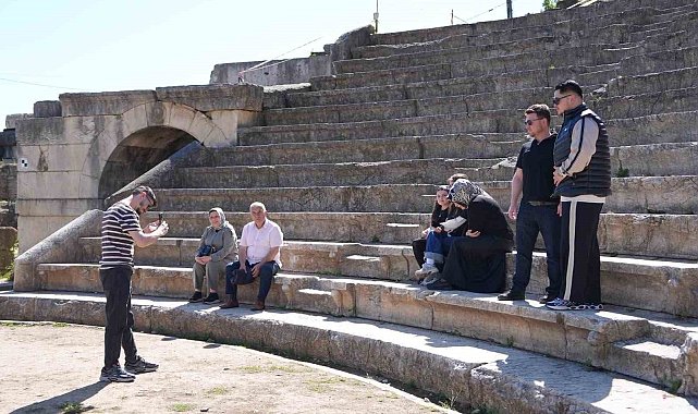 Konuralp Antik Tiyatro 14 bin ziyaretçi ağırladı