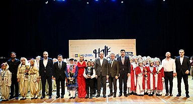 Konya Büyükşehir'den Halk Oyunları Şöleni finali