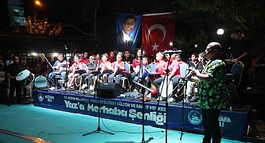 Kozanlı gençlerin sanat gösterisi izleyicilerden tam not aldı