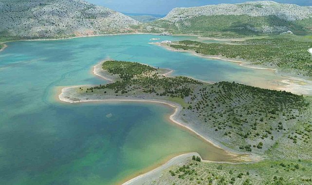 Kuruyan göl yağışlarla yeniden canlandı