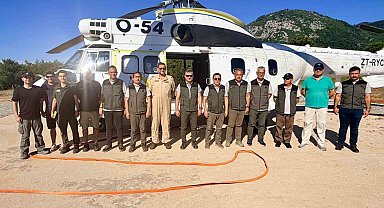 Kuşadası'nda konuşlu yangın söndürme helikopteri göreve hazır