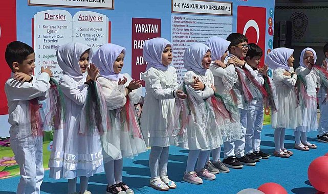 Kütahya'da 4-6 Yaş Kur'an Kursu öğrencilerinden yıl sonu coşkusu