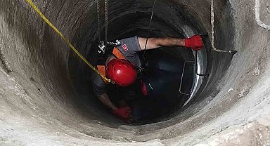 Kuyuya düşen kedinin imdadına itfaiye yetişti