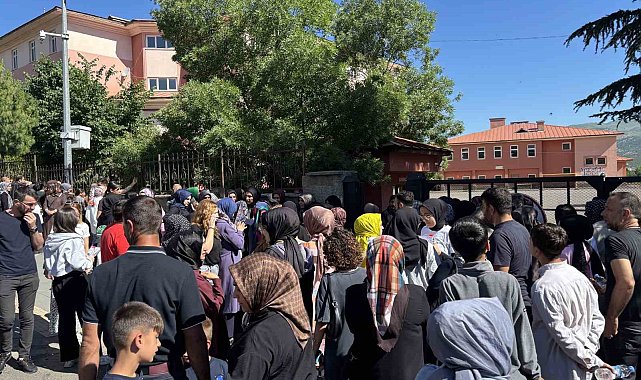 LGS heyecanı Bingöl'de de yaşandı