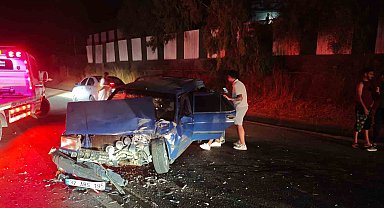 Manavgat'ta 3 araçlı zincirleme kaza: 1 yaralı