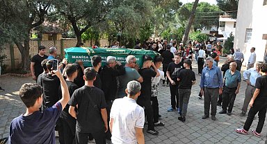 Manisa, 15 yaşındaki Erdem Demir'e ağladı