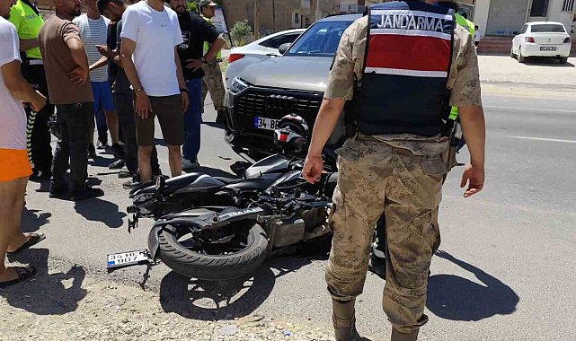 Mardin'de motosiklet ile otomobil çarpıştı: 1 yaralı