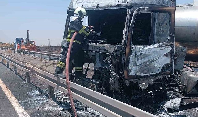 Mardin'de tırda çıkan yangın söndürüldü