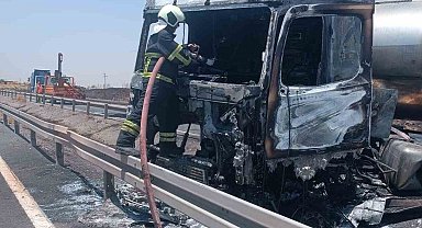 Mardin'de tırda çıkan yangın söndürüldü