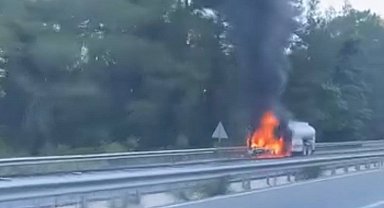 Marmaris'te mazot tankeri alev aldı, facia son anda önlendi