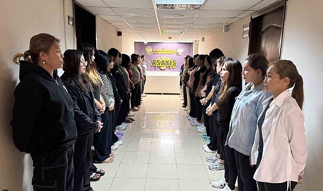 Masaj ve SPA salonlarında kaçak çalıştırılan 31 Taylandlı kadın yakalandı