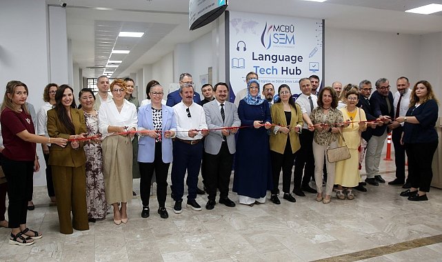 MCBÜ Yabancı Dil ve Dijital Sınav Merkezi açıldı