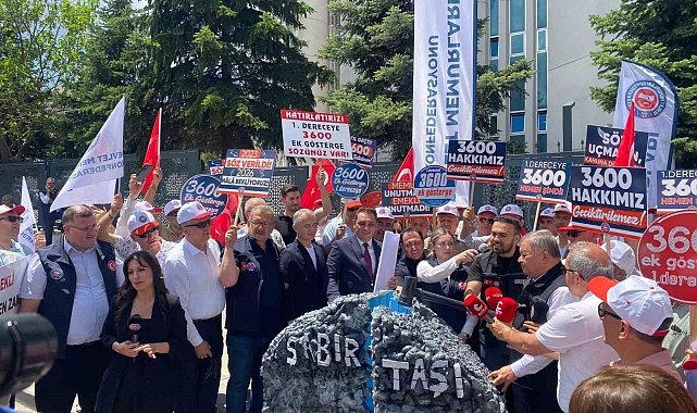 Memurlar taleplerini "sabır taşı" ile dile getirdi