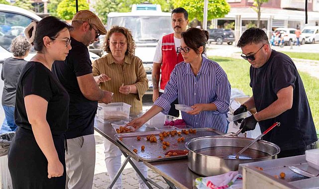 Menteşe Belediyesi Şehit Polis memuru için lokma hayrı yaptı