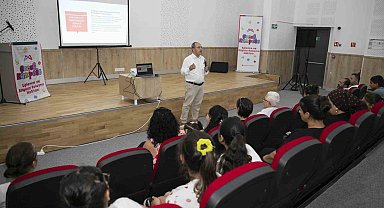 Mersin'de çocuk işçiliğine karşı farkındalık semineri