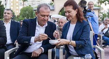 Mersin'de geleneksel aşure programı yoğun katılımla düzenlendi