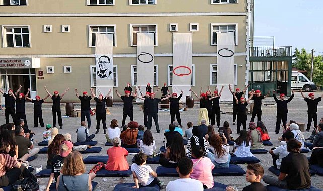 Mezuniyet festivalinde hafıza teması hayat buldu