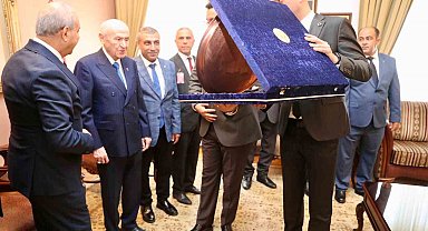 MHP Gaziantep'ten Ankara'ya çıkarma
