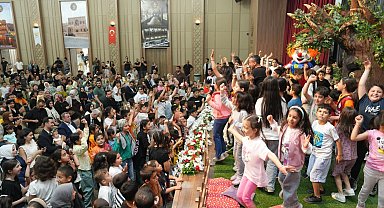 Midyat Belediyesi'nden "masal ağacı etkinliği"