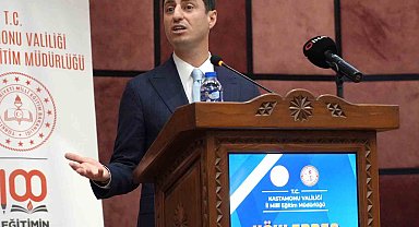Milli Eğitim Bakan Yardımcısı Macit: "Dünyada her sınıfında internet bulunan, her sınıfında akıllı tahta olan ve öğrencilerine ücretsiz dijital eğitim platformları sunan çok az ülke vardır"