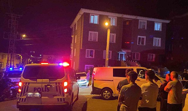 Motosikletli saldırgan dehşet saçtı: 5 el ateş açıp kaçtı
