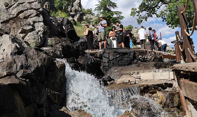 Munzur Gözeleri'nde yaz yoğunluğu başladı
