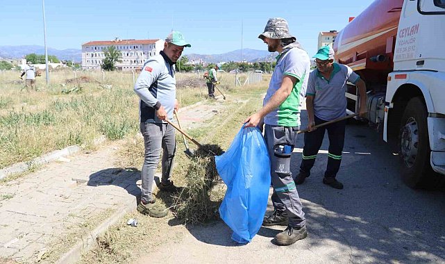 Nazilli'de belediye ekipleri sahaya indi