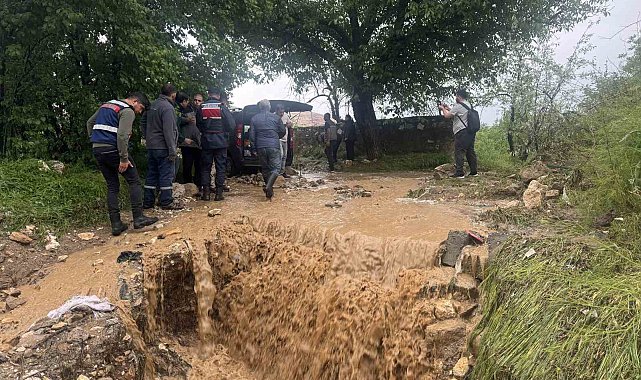 Niğde'de sağanak sele neden oldu: Sel sularına kapılanlar var