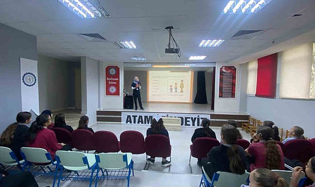 Öğrencilere sağlık eğitimi