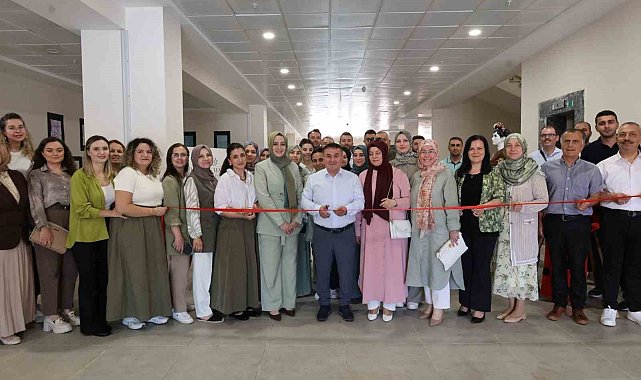 Öğrencilerin el emeği ürünleri sergide beğeni topladı