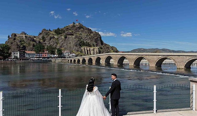 Osmancık'ın tarihi ve doğal güzellikleri gelin ve damatların "doğal stüdyosu" oldu